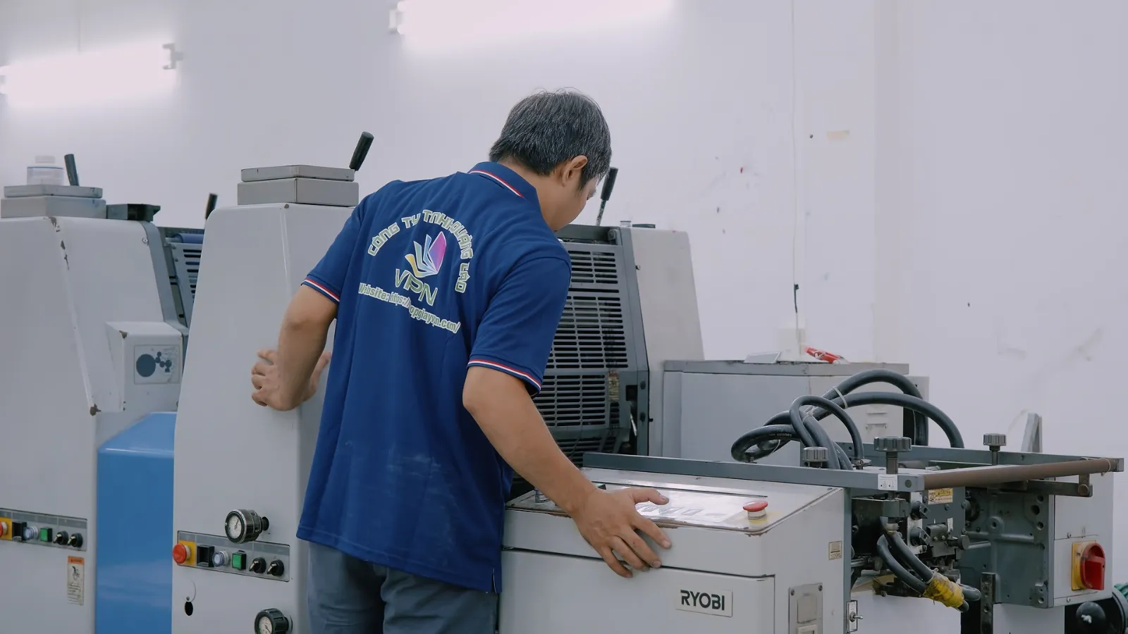 Workers producing packaging inside VPN Paper Box Manufacturer